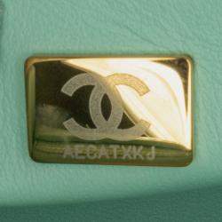 Pre Owned Chanel Green White Quilted Tweed Crush Top Handle Bag