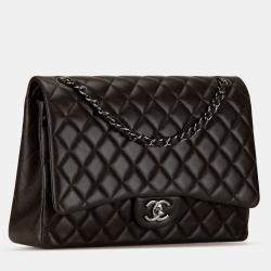 Pre Owned Chanel Black Maxi Classic Lambskin Double Flap