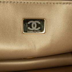 Pre Owned Chanel Black Quilted Lambskin Octagonal Buckle Crossbody