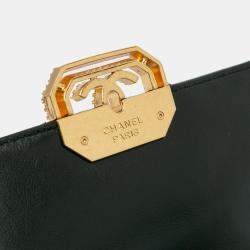 Pre Owned Chanel Black Quilted Lambskin Octagonal Buckle Crossbody