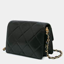 Pre Owned Chanel Black Quilted Lambskin Octagonal Buckle Crossbody