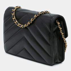 Pre Owned Chanel Black Chevron Lambskin Button Wallet On Chain