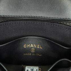 Pre Owned Chanel Black Mini CC Quilted Patent Leather Top Handle Clutch with Chain