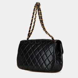 Pre Owned Chanel Black Quilted Lambskin Half Moon Single Flap