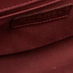 Pre Owned Chanel Burgundy Quilted Leather Medium Boy Flap Bag