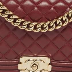Pre Owned Chanel Burgundy Quilted Leather Medium Boy Flap Bag