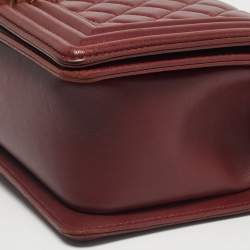 Pre Owned Chanel Burgundy Quilted Leather Medium Boy Flap Bag