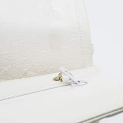 Pre Owned Chanel White Quilted Caviar Leather Medium Classic Double Flap Bag