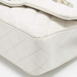 Pre Owned Chanel White Quilted Caviar Leather Medium Classic Double Flap Bag
