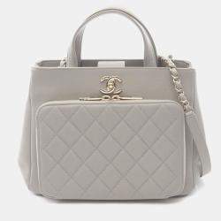 Pre Owned Chanel Business Affinity Matelasse Chain Shoulder Bag Calfskin Gray