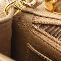 Pre Owned حقيبة كتف شانيل بسلسلة جلد بيج خياطة V