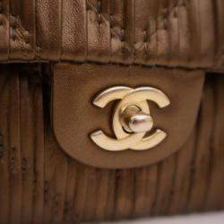 Pre Owned Chanel Medium Calfskin Pleated Chevron Chanel Classic Flap