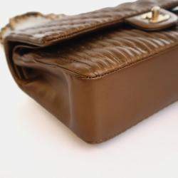 Pre Owned Chanel Medium Calfskin Pleated Chevron Chanel Classic Flap