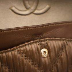 Pre Owned Chanel Medium Calfskin Pleated Chevron Chanel Classic Flap