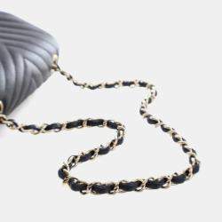 Pre Owned Chanel Mini Caviar Chevron Square Classic Flap Bag