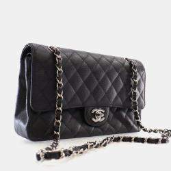 Pre Owned Chanel Medium Caviar Classic Double Flap Bag