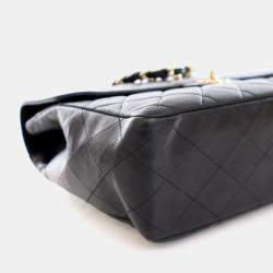 Pre Owned Chanel Vintage Jumbo Lambskin Classic Single Flap Bag