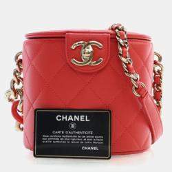 Pre Owned Chanel Coral Lambskin Resin Elegant Chain Vanity Case