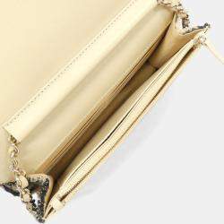 مملوكة مسبقًا Chanel Wallet Chain