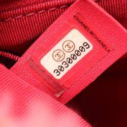 مملوكة مسبقًا Chanel Mini Matelasse Shoulder Bag  Fabric Boa  Pink