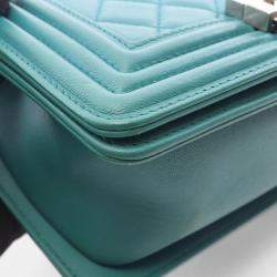 Pre Owned Chanel Boy Chanel Small Shoulder Bag In Lambskin (Sheepskin) - Green