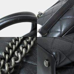 Pre Owned Chanel Matelasse Handbag In Calfskin