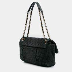 Pre Owned Chanel Black Quilted Calfskin Chic Quilt Flap
