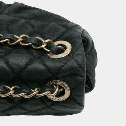 Pre Owned Chanel Black Quilted Calfskin Chic Quilt Flap