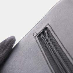 مملوكة مسبقًا حقيبة شانيل بوي جلد أسود كروس بودي