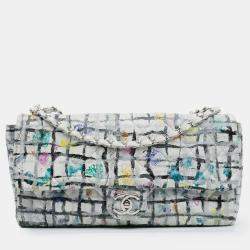 Pre Owned Chanel White Medium Calfskin Hand Painted Graffiti Flap