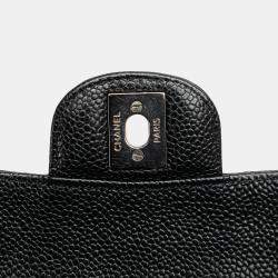 Pre Owned Chanel Black Medium Classic Caviar Double Flap