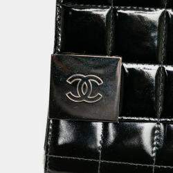 Pre Owned Chanel Black CC Chocolate Bar Patent Clutch on Chain