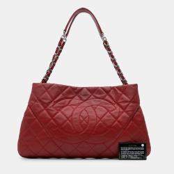 Pre Owned Chanel Red Quilted Caviar Expandable Zip Tote