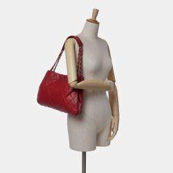 Pre Owned Chanel Red Quilted Caviar Expandable Zip Tote