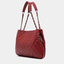 Pre Owned Chanel Red Quilted Caviar Expandable Zip Tote