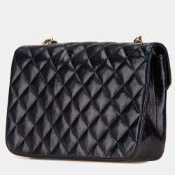 Pre Owned Chanel Navy Blue CC Quilted Lambskin Round Flap