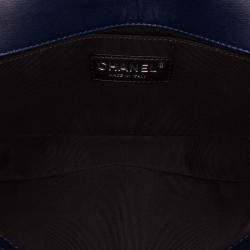 Pre Owned Chanel Black Navy Blue Bicolor Lambskin Boy Clutch