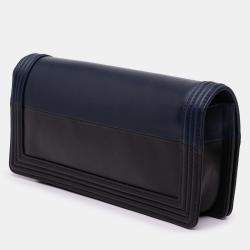 Pre Owned Chanel Black Navy Blue Bicolor Lambskin Boy Clutch