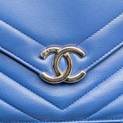 Pre Owned Chanel Blue Chevron Calfskin Coco Envelope Shoulder Bag