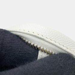 مملوكة مسبقًا Chanel Matelasse Pouch White Caviar Leather
