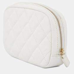 مملوكة مسبقًا Chanel Matelasse Pouch White Caviar Leather