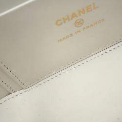Pre Owned Chanel Vanity Chain shoulder Bag White Caviar Leather