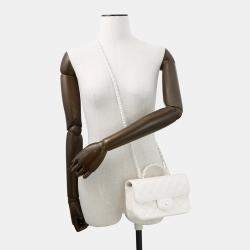 Pre Owned Chanel Matelasse Top Handle Bag White Lambskin Size 20