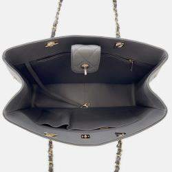 Pre Owned Chanel Matelasse Chaintote Gray Caviar Leather Bag 