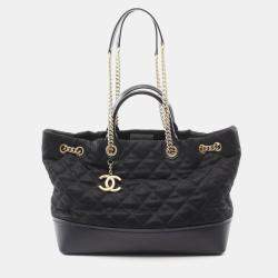 Pre Owned Chanel Matelasse Chain Shoulder Tote Bag Leather Leather Black Cc