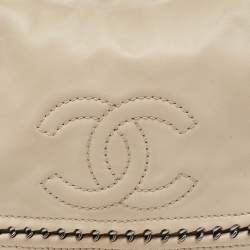 Pre Owned Chanel Cream Leather Luxe Ligne CC Accordion Flap Bag