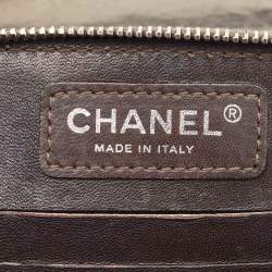 Pre Owned Chanel Metallic Grey Leather Clams Wallet On Chain