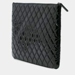 Pre Owned Chanel Black Large Quilted Patent O Case Clutch
