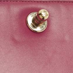 مملوكة مسبقًا Chanel Pink Quilted Leather Medium Boy Flap Bag