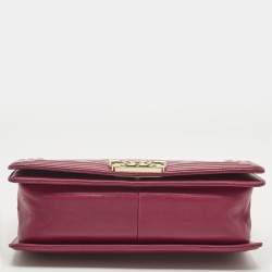 مملوكة مسبقًا Chanel Pink Quilted Leather Medium Boy Flap Bag